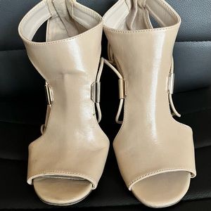 Rock Republic Carlene Nude Wedge Sandal